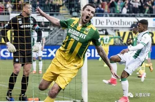 后者强调更 后者强调更